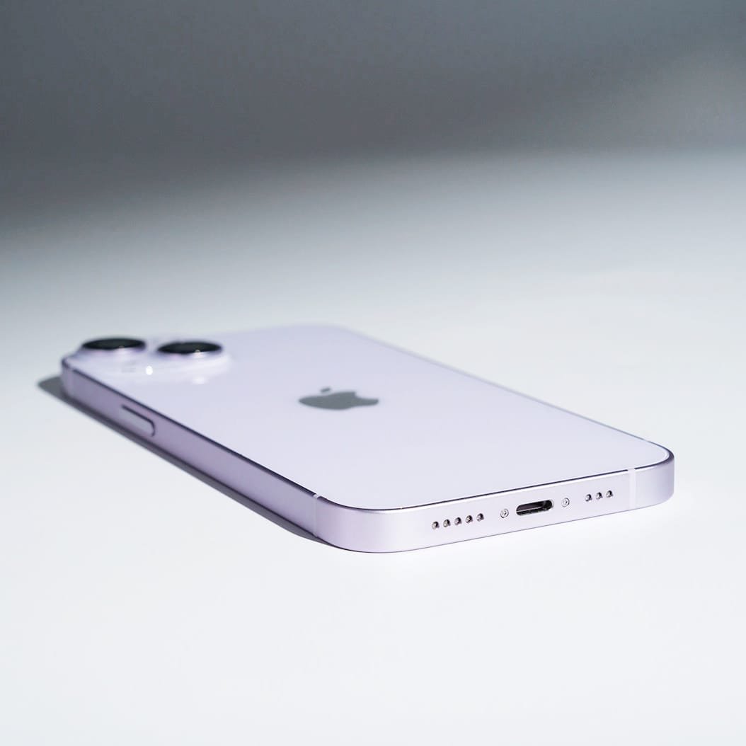 Apple iPhone 14 128GB Fioletowy - obrazek 4